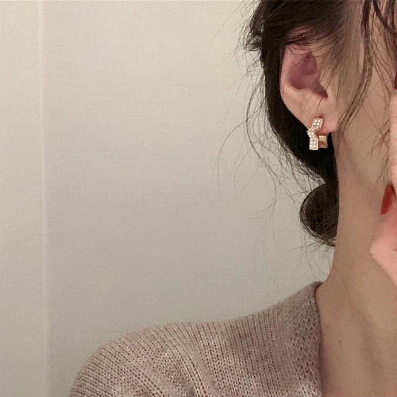 [925銀針]氣質小巧珍珠耳環