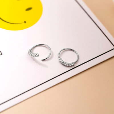 [925純銀]單鉆養護耳環