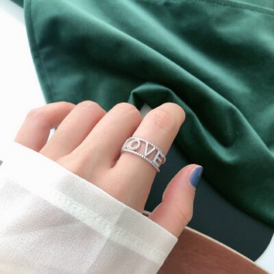 [925純銀]簡約百搭鑲鑽LOVE戒指指環