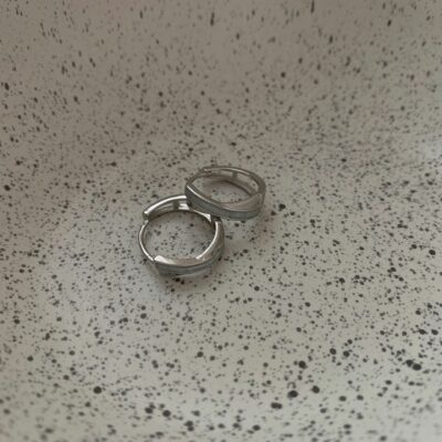[925純銀]個性幾何交叉耳環