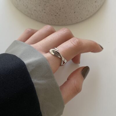 [925純銀]小眾設計扭曲戒指