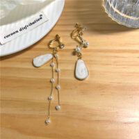 [925銀針]韓系珍珠不對稱耳環 - 耳夹, 耳夹