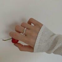 [925純銀]彈力繩方塊笑臉珠戒指 - 银色