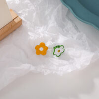 [鋼針]清新甜美撞色花朵耳釘 - F 黃+綠（耳夾款）