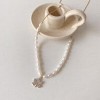 [🇰🇷韓.代工]楓葉設計淡水珍珠項鏈 - 个性枫叶淡水珍珠项链