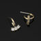 [蚊香盤]銅--三顆鋯石氣質耳環 - 有耳洞。银针。F513