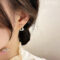 [925銀針]幾何方形珍珠耳環 - 耳钉