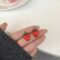 [925銀針]小眾滴油草莓耳環 - 红色银针款