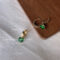 [925銀針]微鑲鋯石~祖母綠高級感耳環1574 - 1574祖母绿耳扣