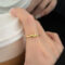 [925純銀]小眾輕奢設計感戒指 - 爱心戒指-黄金色, 开口可调节
