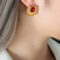 [316L鈦鋼]紅玻璃石螺紋耳環F756 - F756-金色耳环