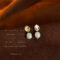 [925銀針]珍珠啞光幾何耳釘2726 - 2726淡水珍珠形状随机发