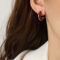 [銅]幾何彩釉設計耳環 - F1113-C形条纹红彩釉耳环