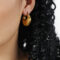 [316L鈦鋼]壓紋幾何U型耳環F1036 - F1036-金色耳环